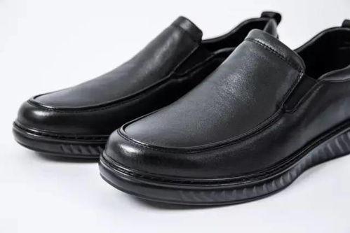 头条放心购男士棉皮鞋,头条放心购男士棉皮鞋，冬季穿搭新选择！